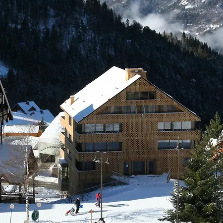 Espaces Vacances Ternelia Les Cristaux 3* 오즈